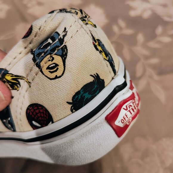 Vans Marvel x Authentic Avengers Off White Canvas Shoes, M 6, W 7.5, Used - Picture 16 of 16